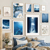 chambre - Toile impression d'art bleu océan blanc beige apnée dauphin requin - Couleurs Lagon